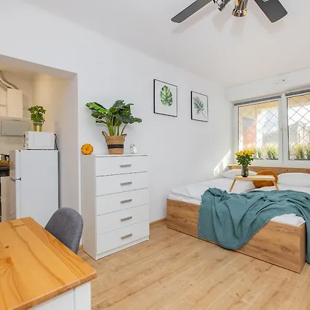Shortstaypoland Zlota Appartement