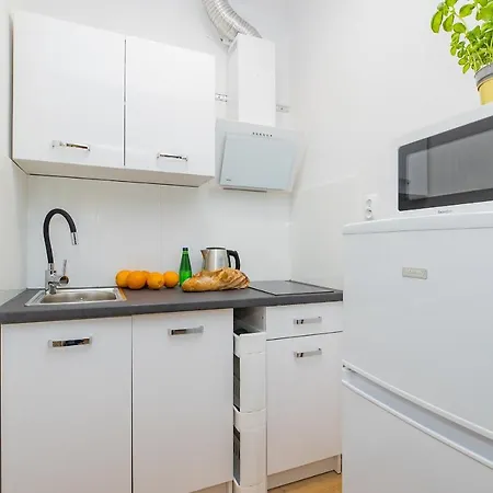 Shortstaypoland Zlota