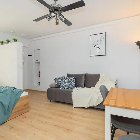 Shortstaypoland Zlota * Varşova